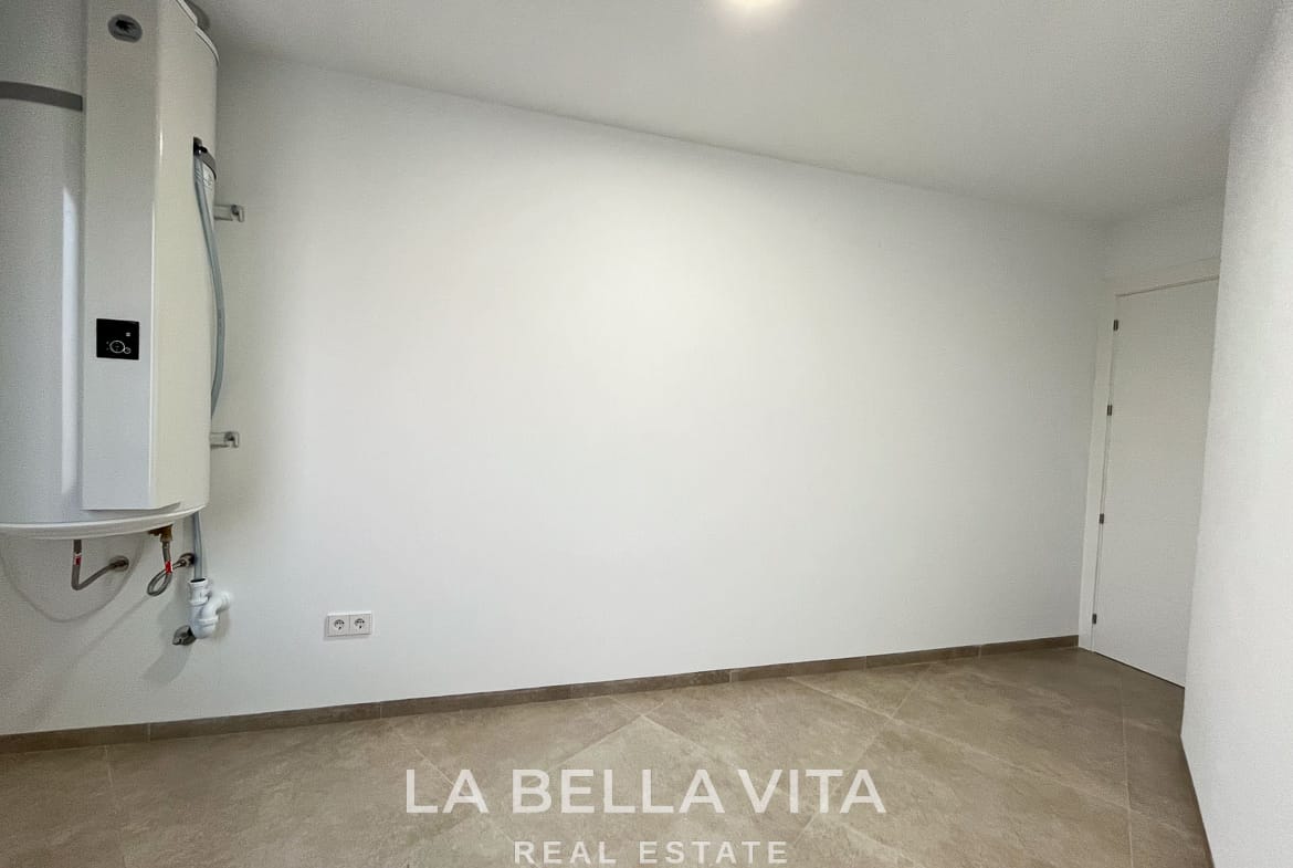 Key Ready New Build Villa with Private Pool for sale by the Beach in San Pedro del Pinatar