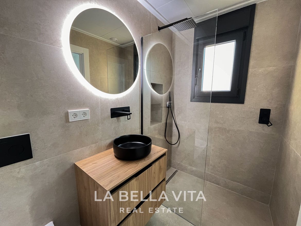 Key Ready New Build Villa with Private Pool for sale by the Beach in San Pedro del Pinatar-26 Key Ready New Build Villa with Private Pool for sale by the Beach in San Pedro del Pinatar