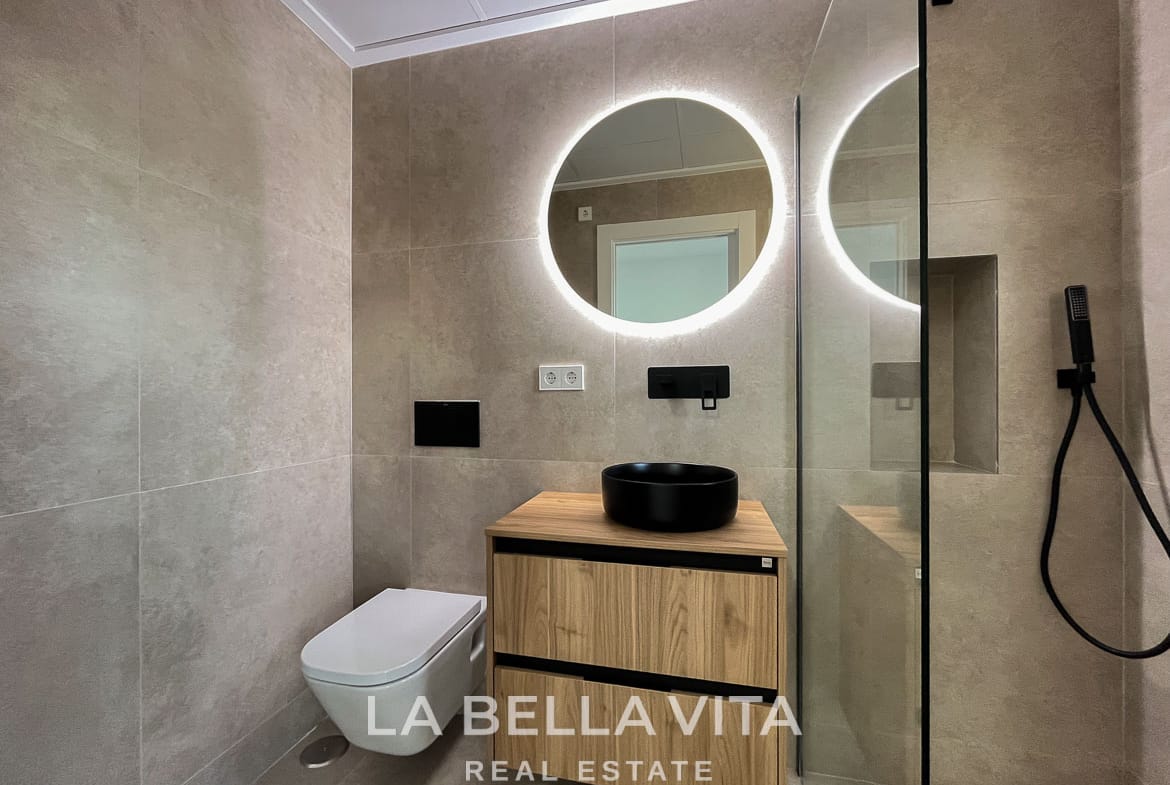 Key Ready New Build Villa with Private Pool for sale by the Beach in San Pedro del Pinatar