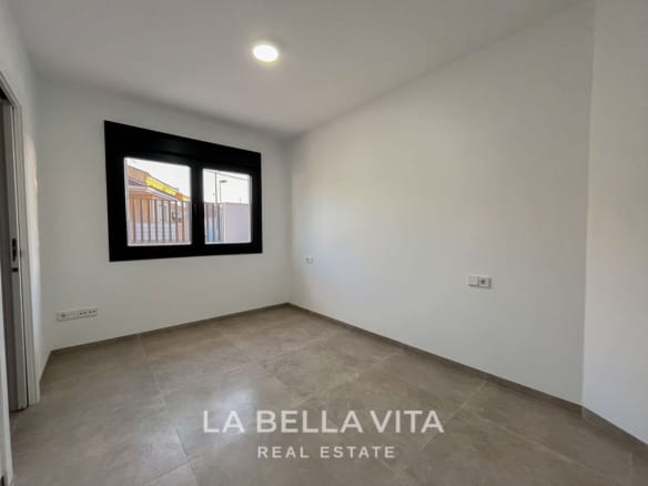 Key Ready New Build Villa with Private Pool for sale by the Beach in San Pedro del Pinatar