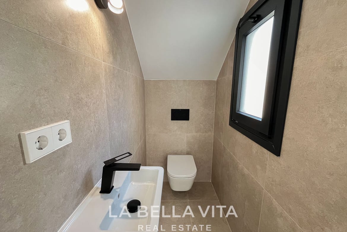 Key Ready New Build Villa with Private Pool for sale by the Beach in San Pedro del Pinatar