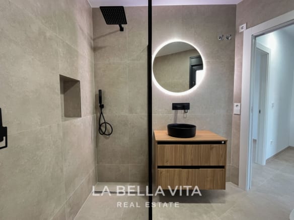 Key Ready New Build Villa with Private Pool for sale by the Beach in San Pedro del Pinatar