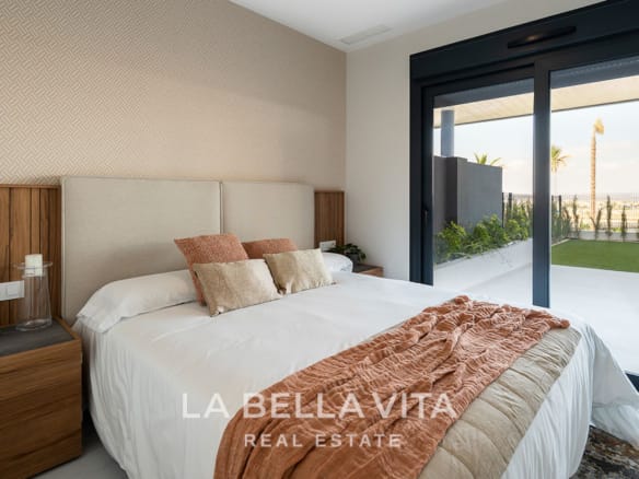 New Build Apartments and Bungalows with communal areas for sale in Torrevieja – Costa Blanca