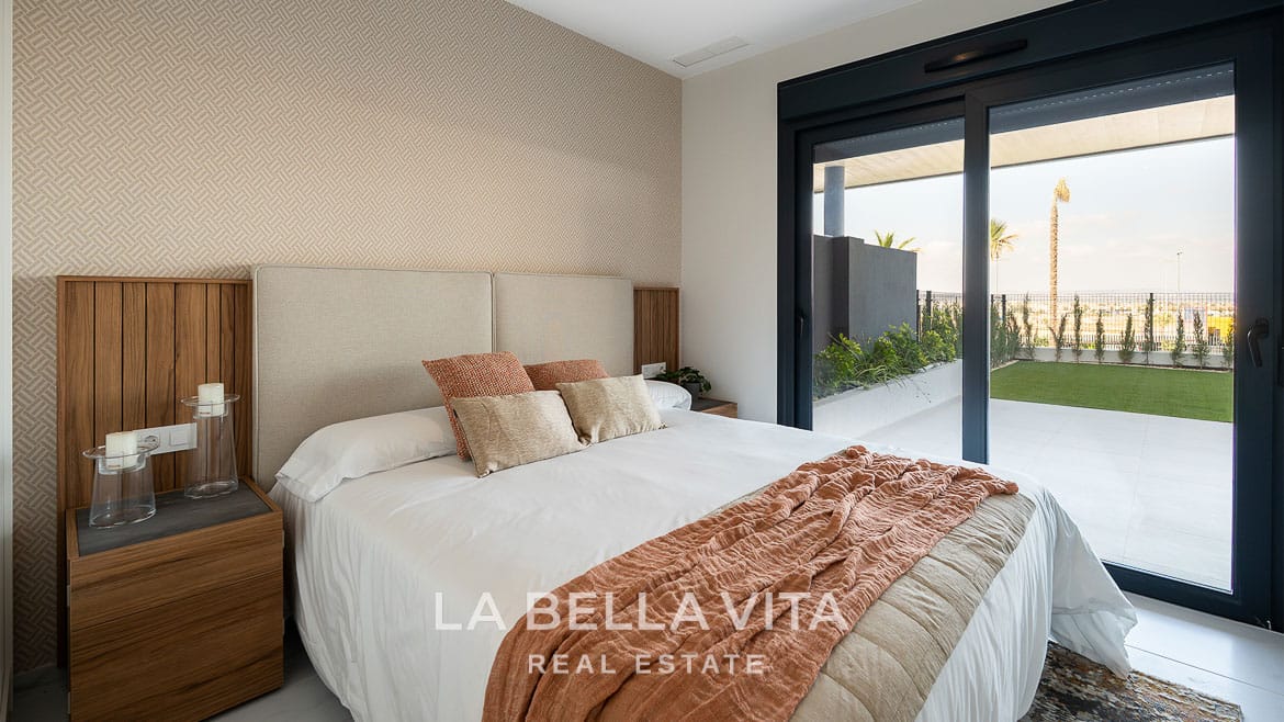 New Build Apartments and Bungalows with communal areas for sale in Torrevieja – Costa Blanca