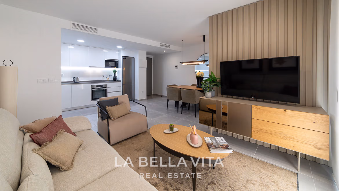 Key Ready Homes Just 300 Metres from the Sea: New Build Apartments near the Beach for sale in Punta Prima, Torrevieja – Costa Blanca