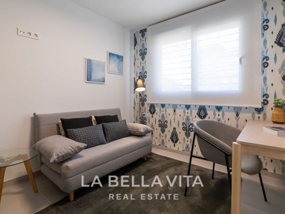 Key Ready Homes Just 300 Metres from the Sea: New Build Apartments near the Beach for sale in Punta Prima, Torrevieja – Costa Blanca
