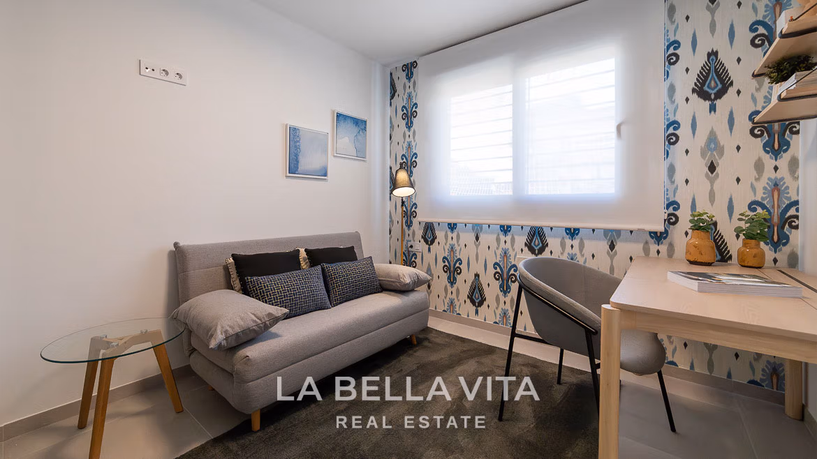 Key Ready Homes Just 300 Metres from the Sea: New Build Apartments near the Beach for sale in Punta Prima, Torrevieja – Costa Blanca