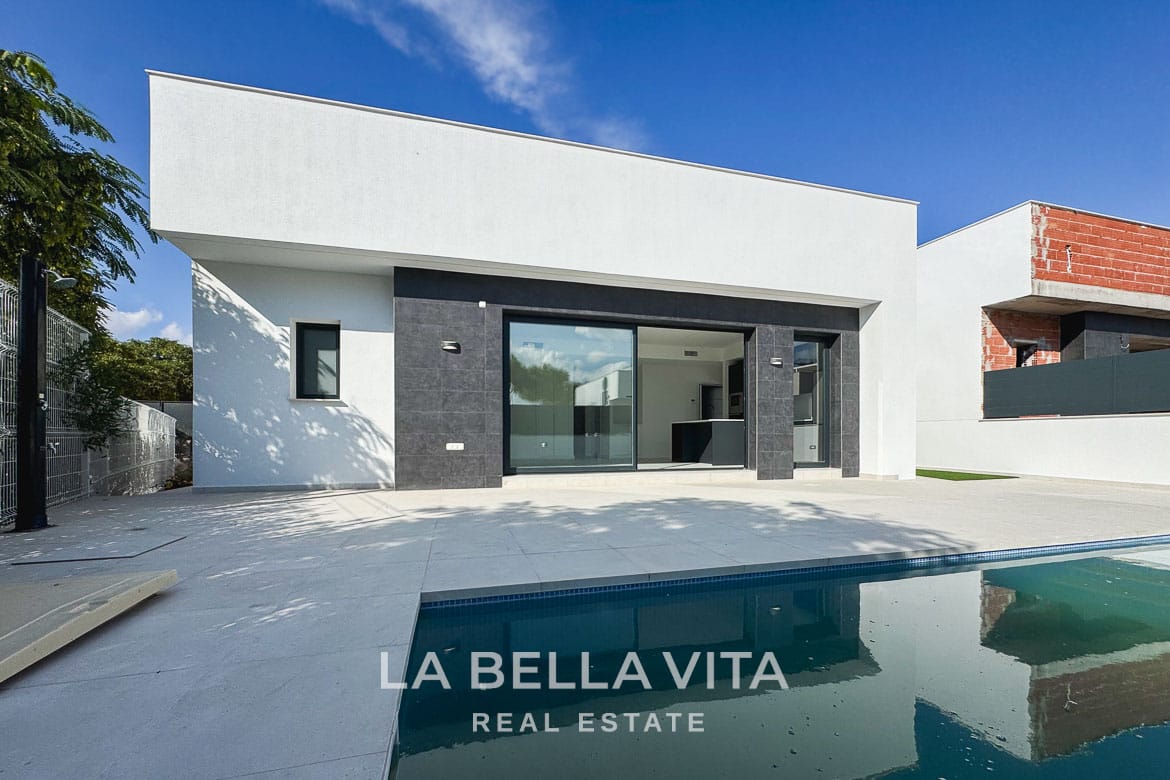 Independent New Build Villas with Private Pools for sale in Condado de Alhama, Murcia