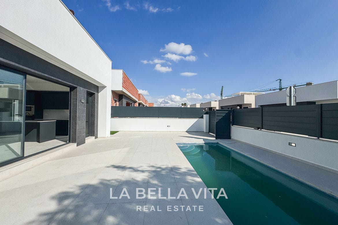 Independent New Build Villas with Private Pools for sale in Condado de Alhama, Murcia