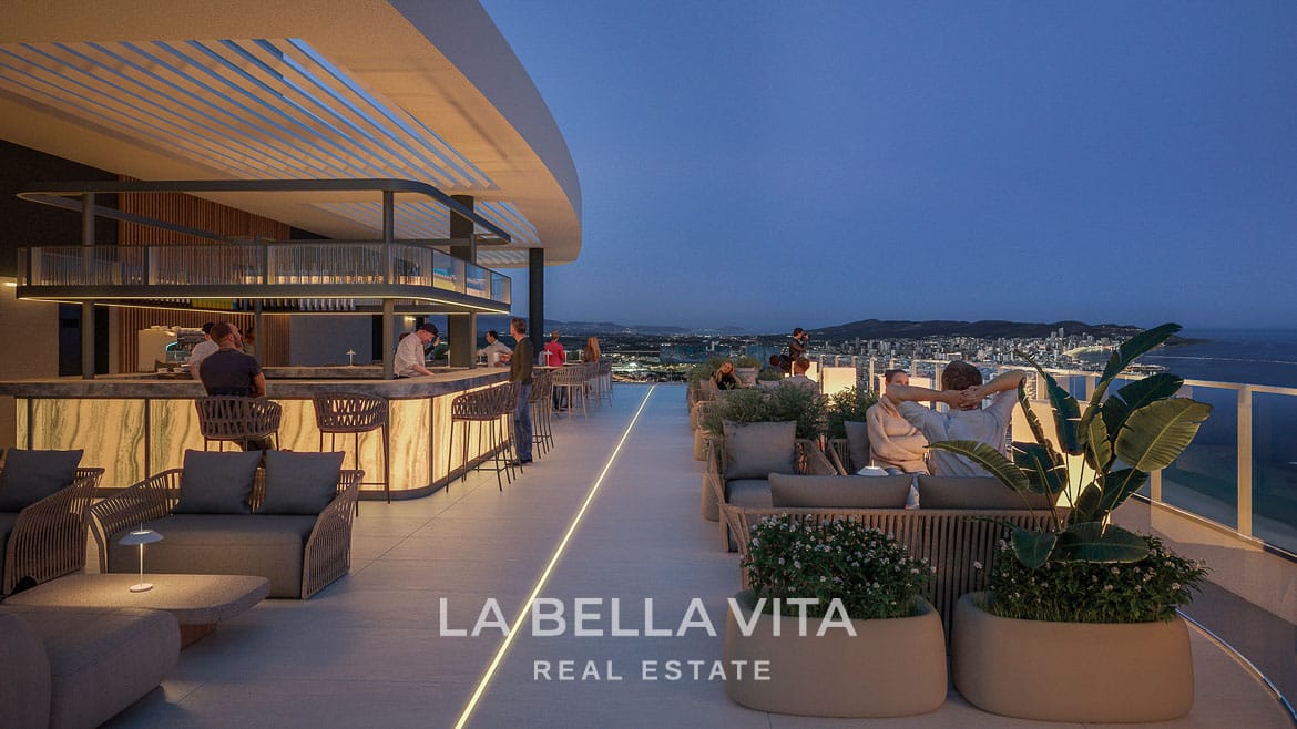 Сейчас на продажу: роскошные квартиры в новостройке в самом высоком жилом здании в Европе TM Tower (64 этажа, 230 м) – Бенидорм, Аликанте, Испания