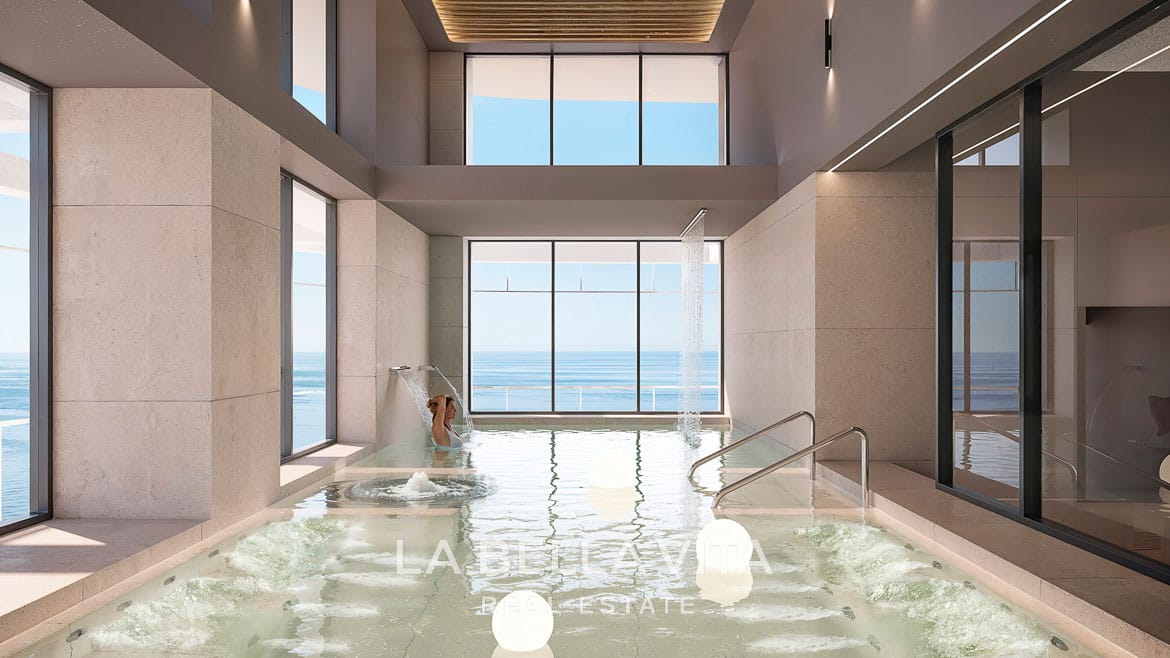 Сейчас на продажу: роскошные квартиры в новостройке в самом высоком жилом здании в Европе TM Tower (64 этажа, 230 м) – Бенидорм, Аликанте, Испания