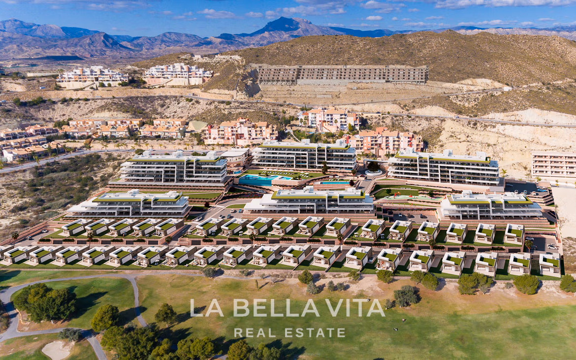 New Build Villas for sale on Bonalba Golf Course in Muchamiel, Alicante