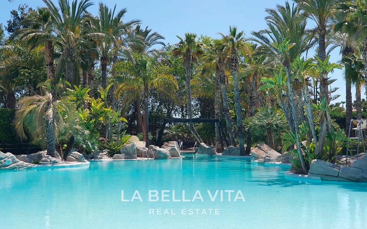 New Build Villas with golf and sea views for sale on Bonalba Golf Course in Muchamiel, Alicante, Spain