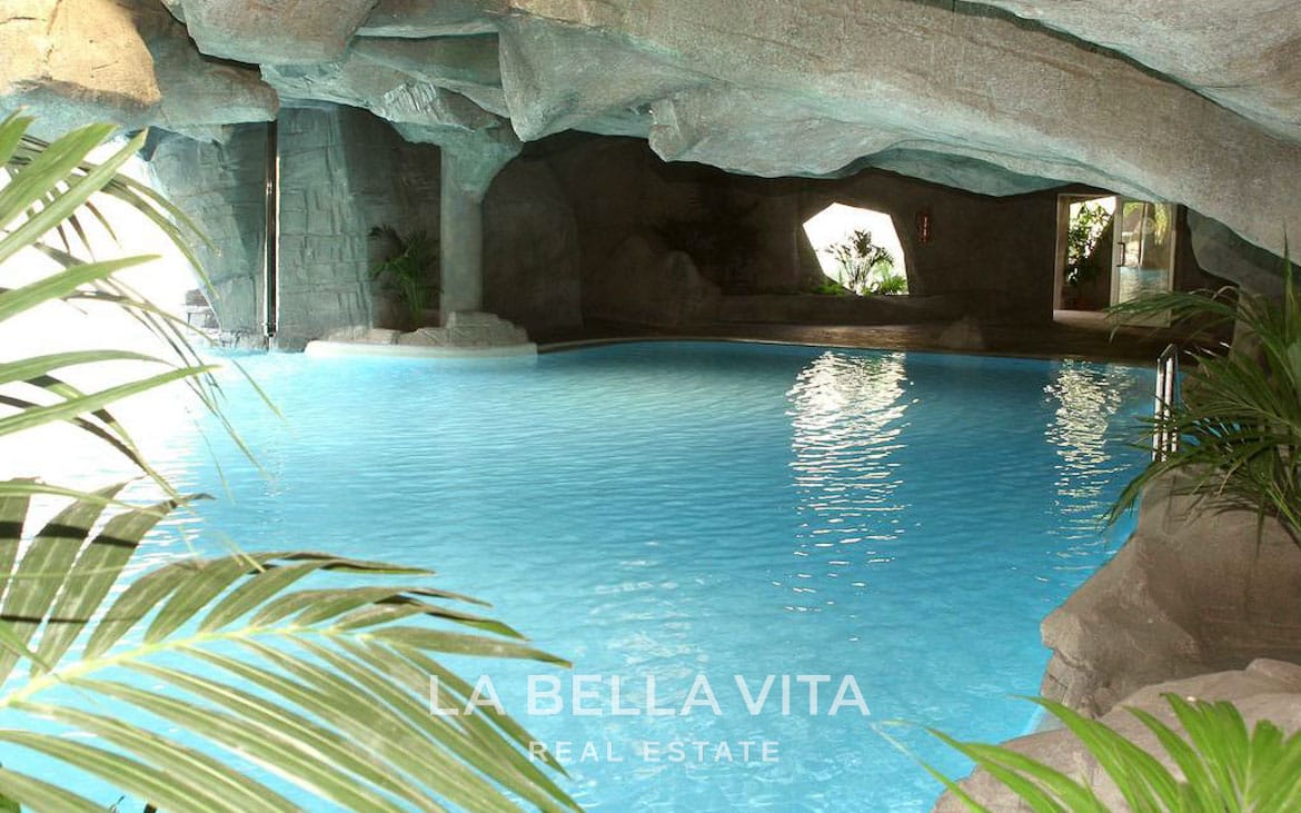 New Build Villas with golf and sea views for sale on Bonalba Golf Course in Muchamiel, Alicante, Spain