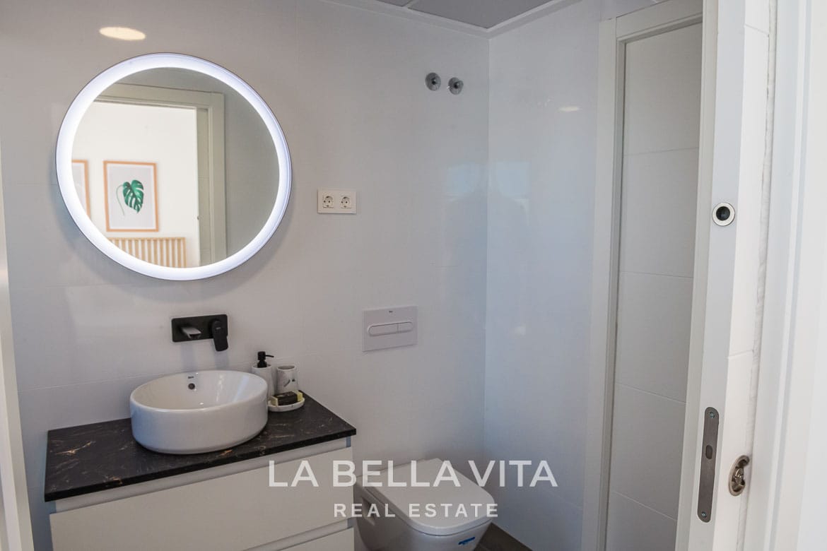 Contemporary New Build Villas with Private Pool and Garage for sale in Los Alcazares, Murcia