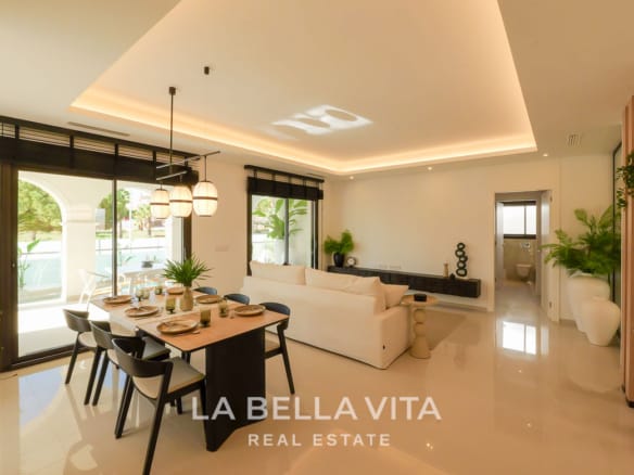 Elegant New Build Villa with Private Pool for Sale in Ciudad Quesada, Alicante