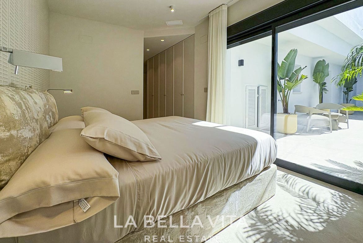 Key Ready Detached Villa with Views, Private Pool and Garage for sale in Ciudad Quesada