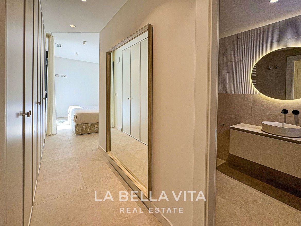 Key Ready Detached Villa with Views, Private Pool and Garage for sale in Ciudad Quesada-20 Key Ready Detached Villa with Views, Private Pool and Garage for sale in Ciudad Quesada