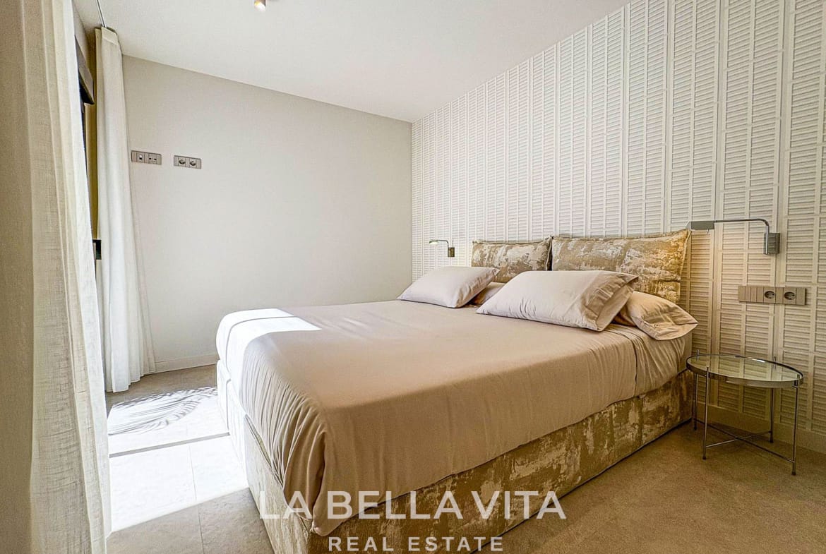 Key Ready Detached Villa with Views, Private Pool and Garage for sale in Ciudad Quesada