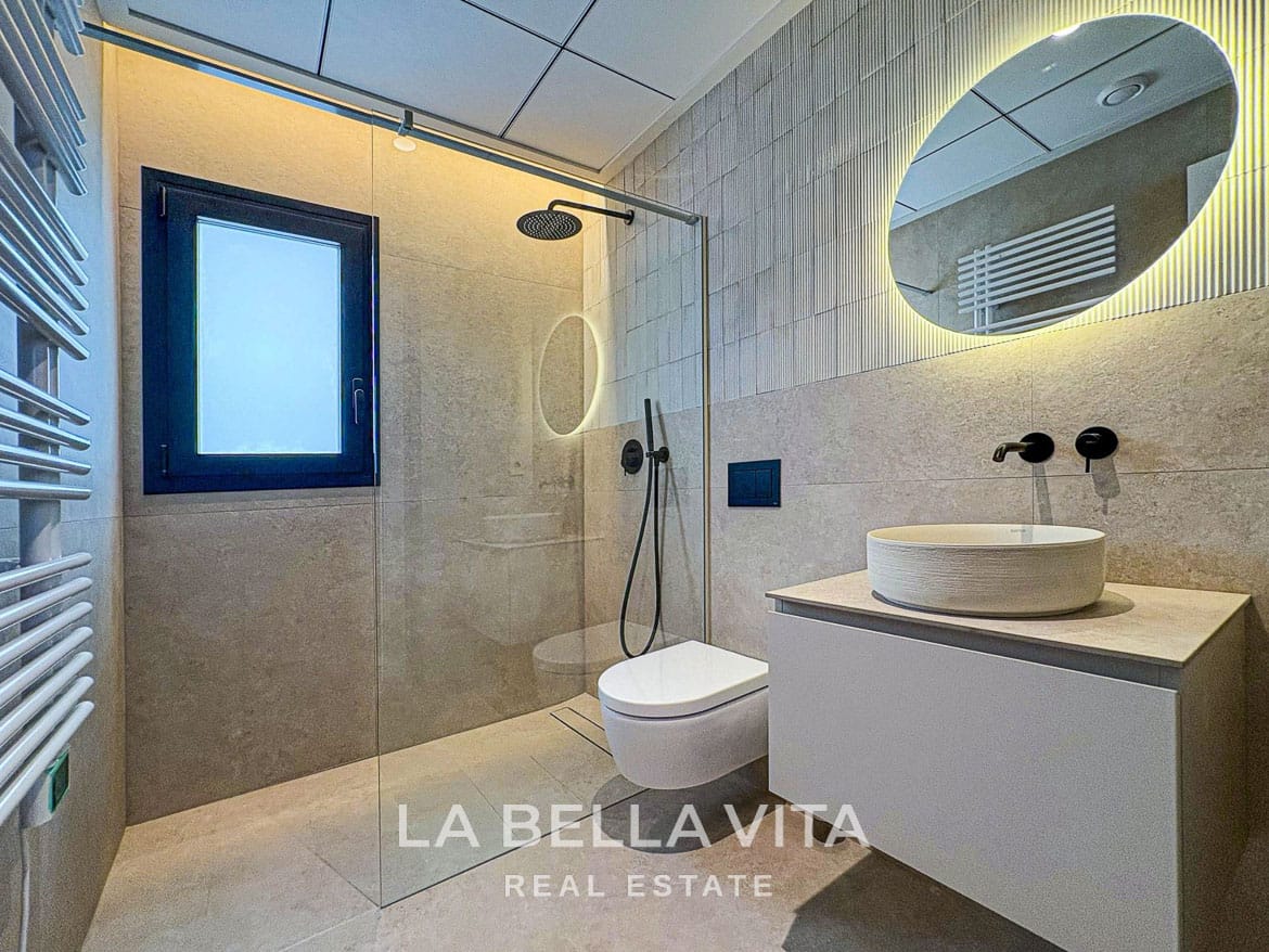 Key Ready Detached Villa with Views, Private Pool and Garage for sale in Ciudad Quesada-24 Key Ready Detached Villa with Views, Private Pool and Garage for sale in Ciudad Quesada