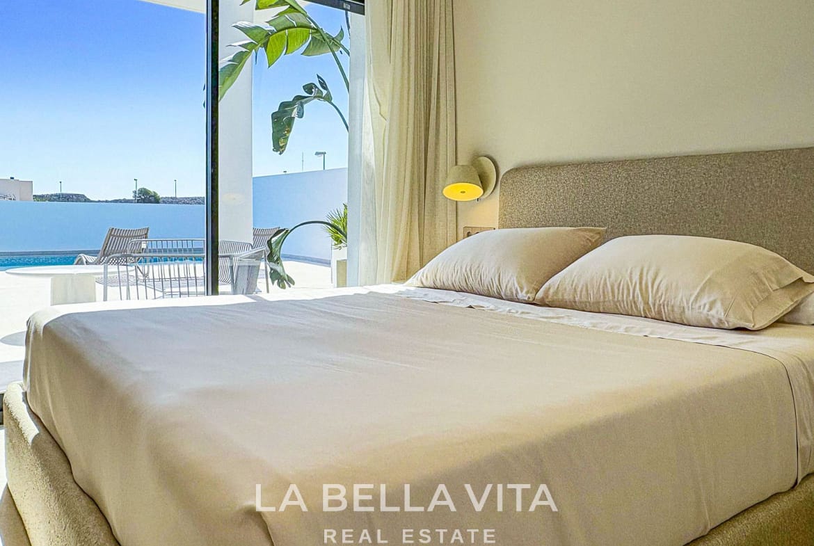 Key Ready Detached Villa with Views, Private Pool and Garage for sale in Ciudad Quesada