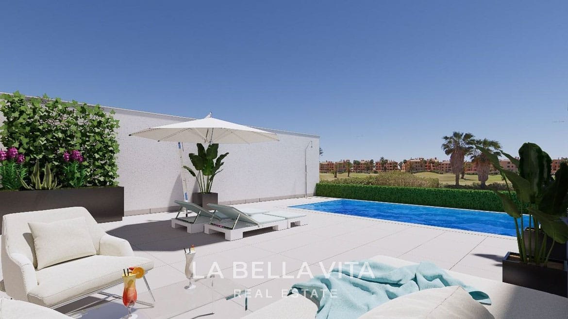 Affordable New Build Frontline Golf Properties with Garages for sale on La Serena Golf in Los Alcázares, Murcia
