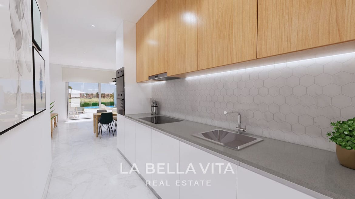 Affordable New Build Frontline Golf Properties with Garages for sale on La Serena Golf in Los Alcázares, Murcia