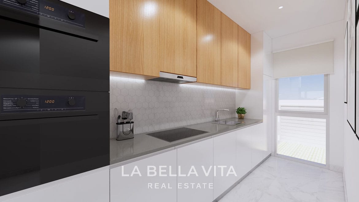 Affordable New Build Frontline Golf Properties with Garages for sale on La Serena Golf in Los Alcázares, Murcia