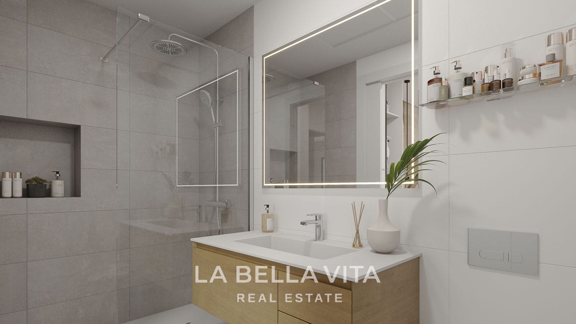 Exclusive New Build Villas with Private Pools for sale just 150 m from the Beach in Los Alcázares, Murcia