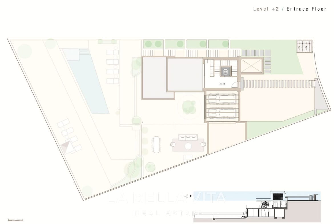 Stunning New Build Mediterranean Villa with Pool just 3 km from the Beach in La Marina Urbanisation, Alicante