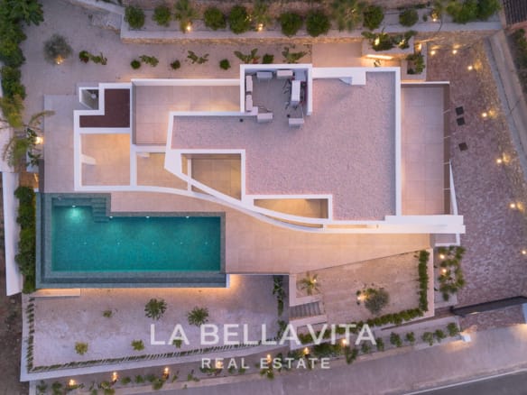 Luxury Modern Villa by the beach for sale in Benissa with Private Spa, Infinity Pool & Breathtaking Sea Views