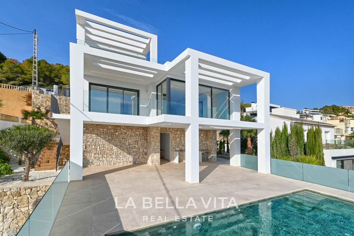 Elevated New Build Key Ready Villa with Panoramic Sea Views for Sale in Calpe