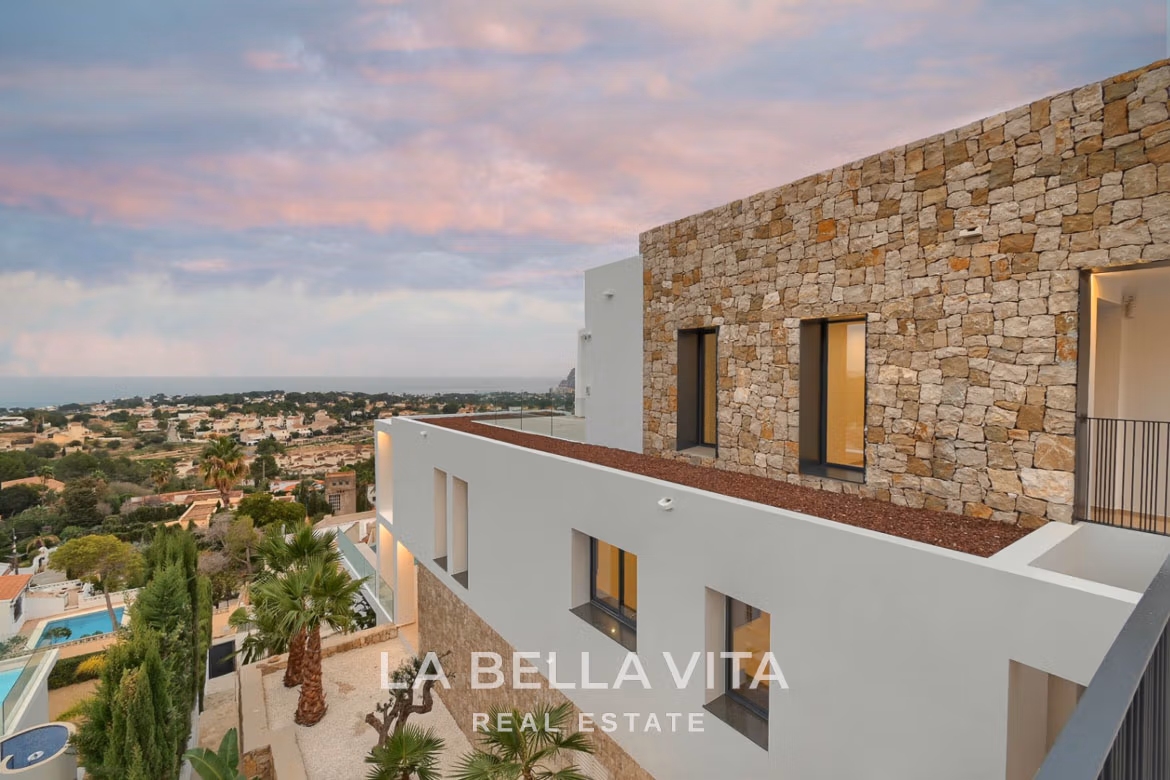 Elevated New Build Key Ready Villa with Panoramic Sea Views for Sale in Calpe