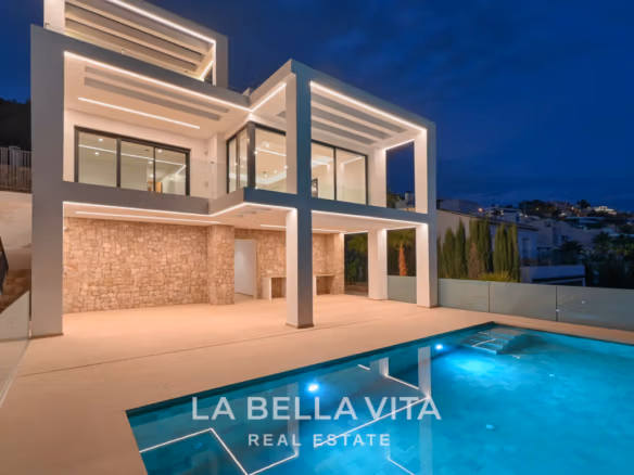 Elevated New Build Key Ready Villa with Panoramic Sea Views for Sale in Calpe
