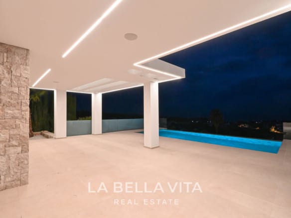 Elevated New Build Key Ready Villa with Panoramic Sea Views for Sale in Calpe