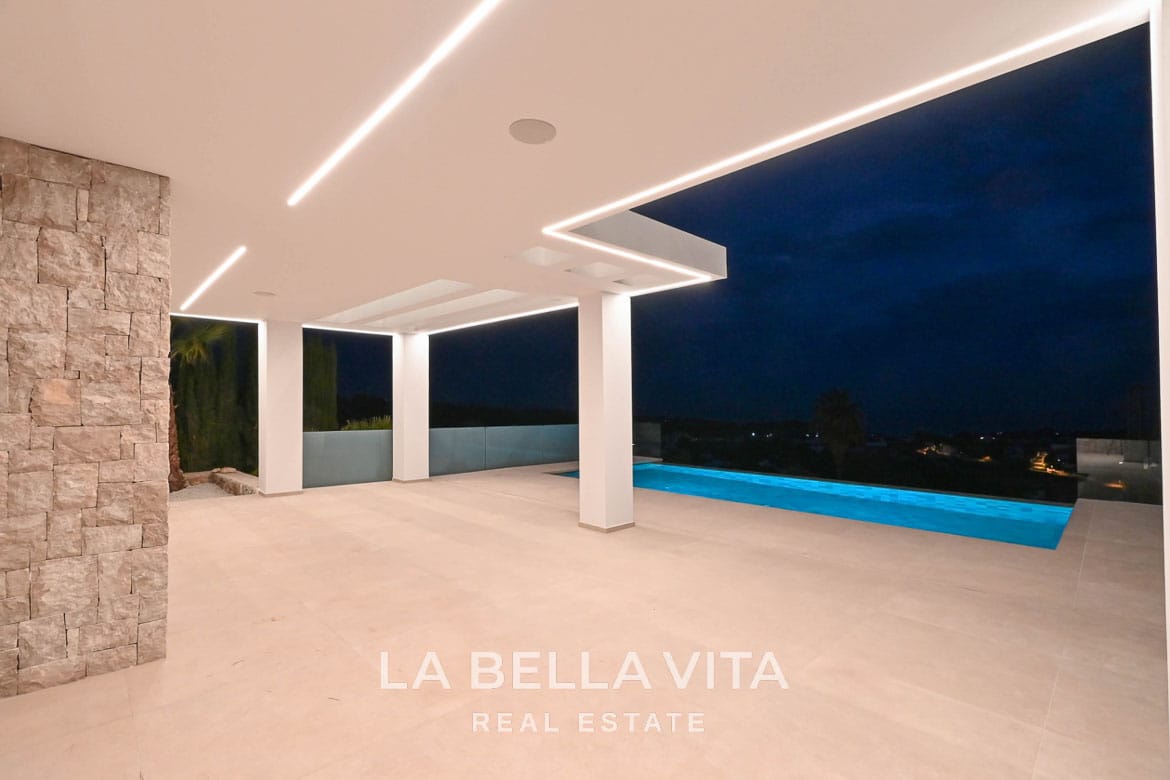 Elevated New Build Key Ready Villa with Panoramic Sea Views for Sale in Calpe