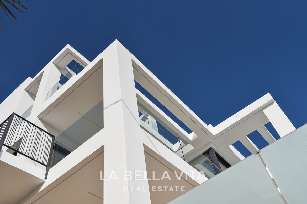 Elevated New Build Key Ready Villa with Panoramic Sea Views for Sale in Calpe