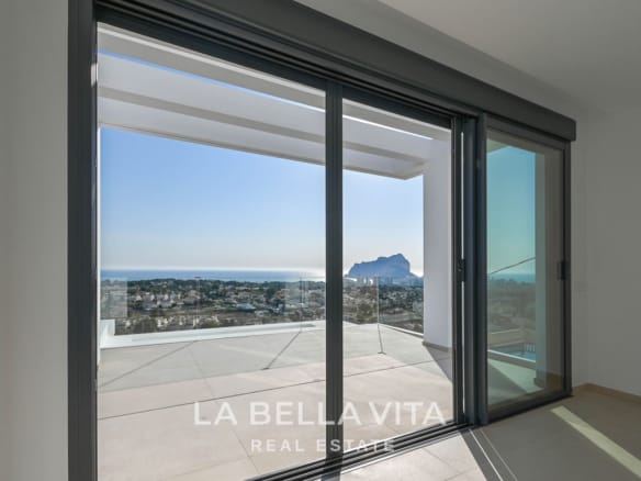 Elevated New Build Key Ready Villa with Panoramic Sea Views for Sale in Calpe