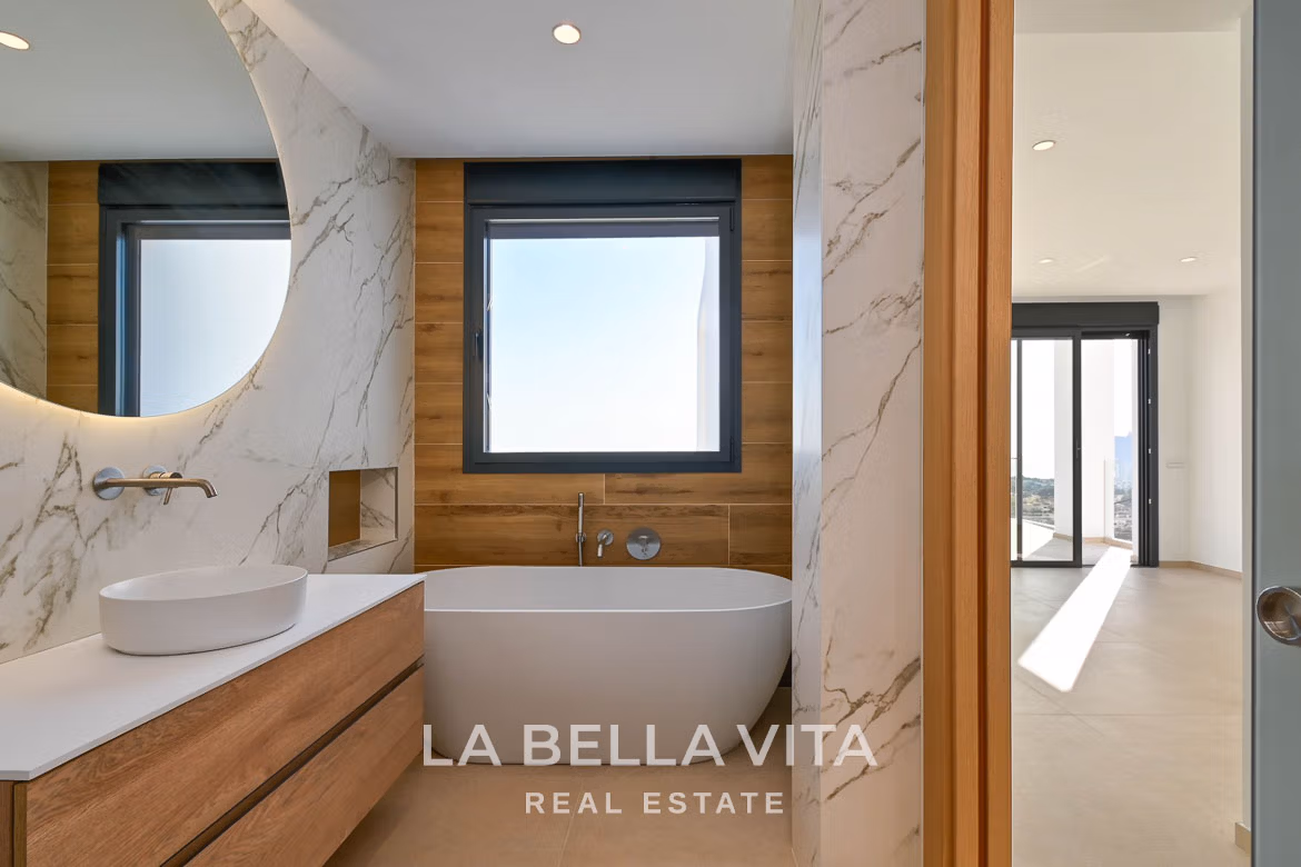 Elevated New Build Key Ready Villa with Panoramic Sea Views for Sale in Calpe