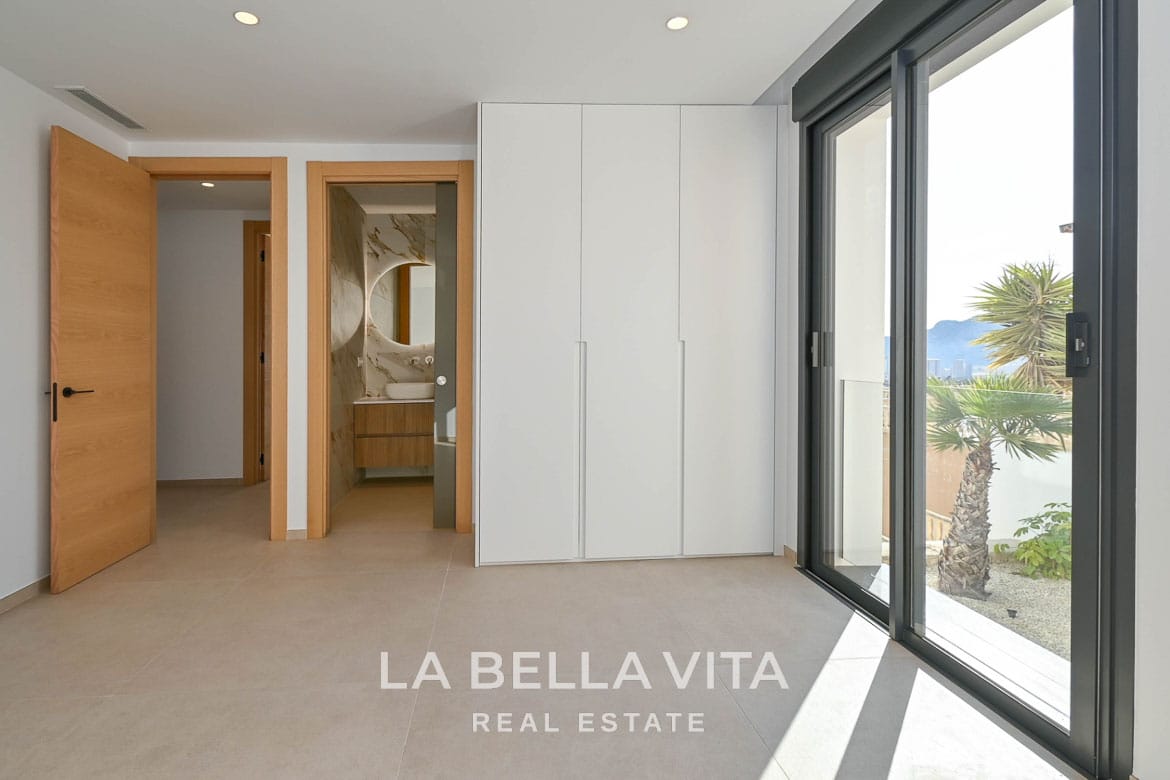 Elevated New Build Key Ready Villa with Panoramic Sea Views for Sale in Calpe