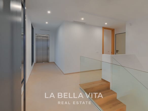 Elevated New Build Key Ready Villa with Panoramic Sea Views for Sale in Calpe