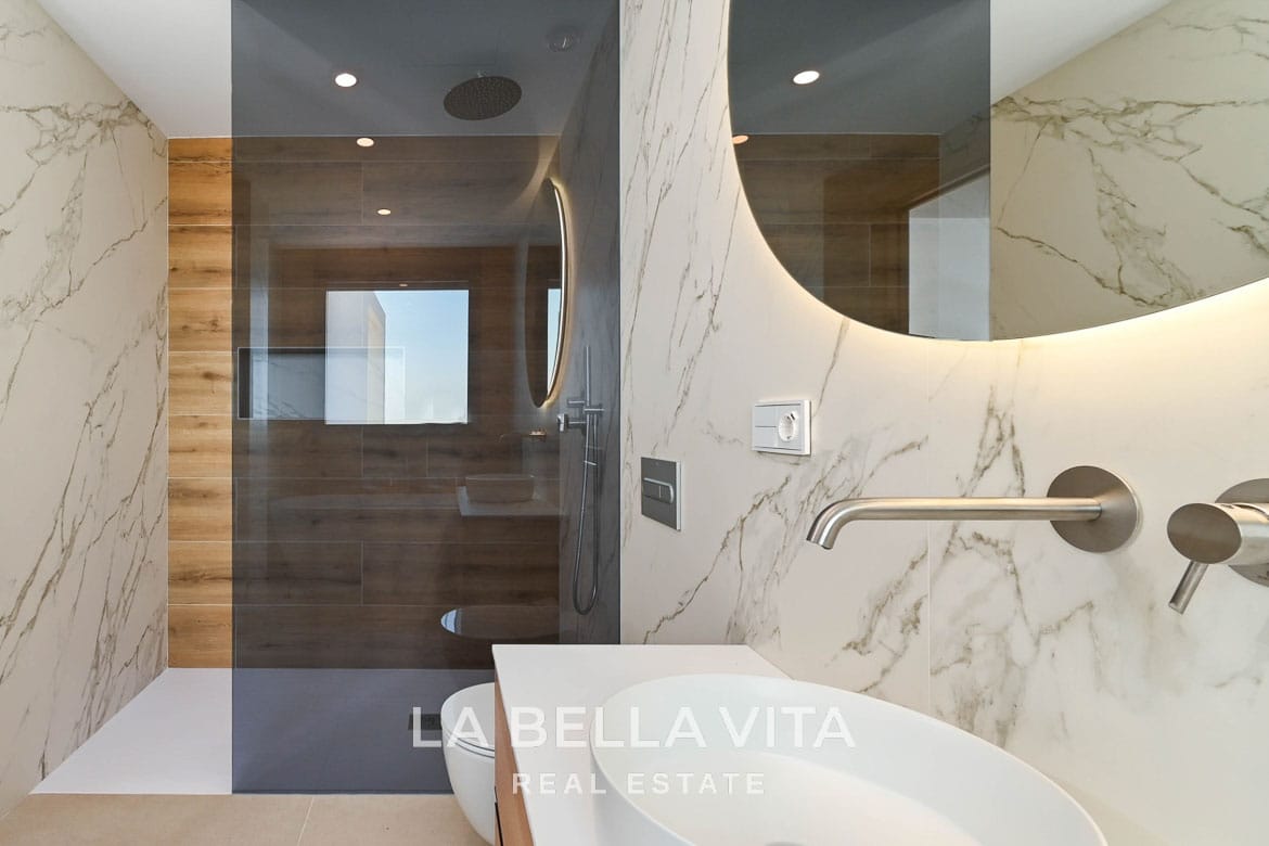 Elevated New Build Key Ready Villa with Panoramic Sea Views for Sale in Calpe