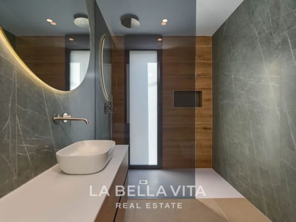 Elevated New Build Key Ready Villa with Panoramic Sea Views for Sale in Calpe