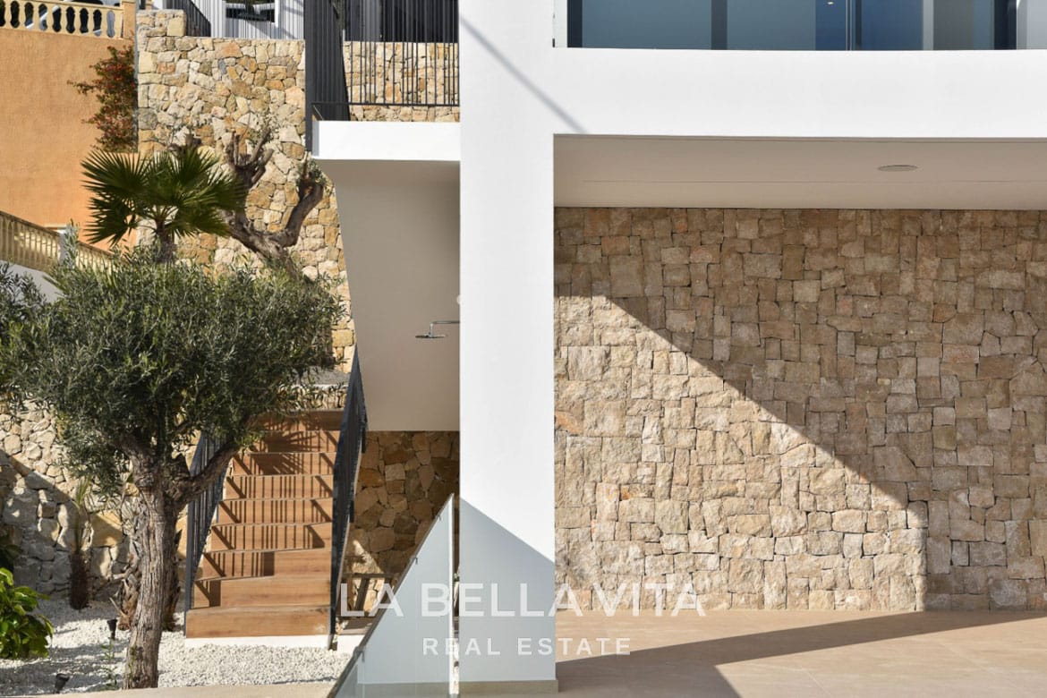 Elevated New Build Key Ready Villa with Panoramic Sea Views for Sale in Calpe