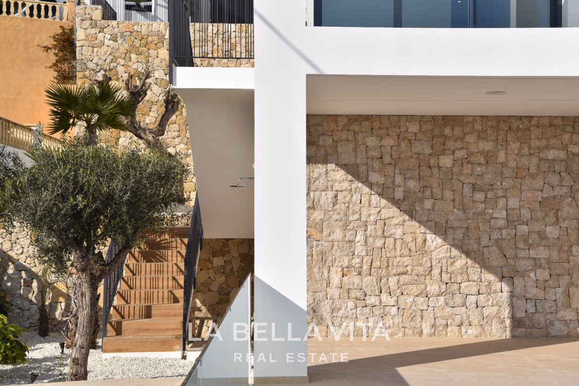 Elevated New Build Key Ready Villa with Panoramic Sea Views for Sale in Calpe