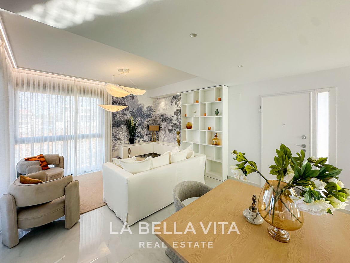 6-Bedroom Villa for Sale in Campoamor, Orihuela Costa – 19 Spacious 6-Bedroom Villa for Sale in Campoamor, Orihuela Costa – Lift, Private Pool, Basement & Garage