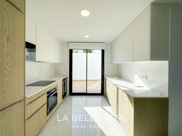 Spacious 6-Bedroom Villa for Sale in Campoamor, Orihuela Costa – Lift, Private Pool, Basement & Garage