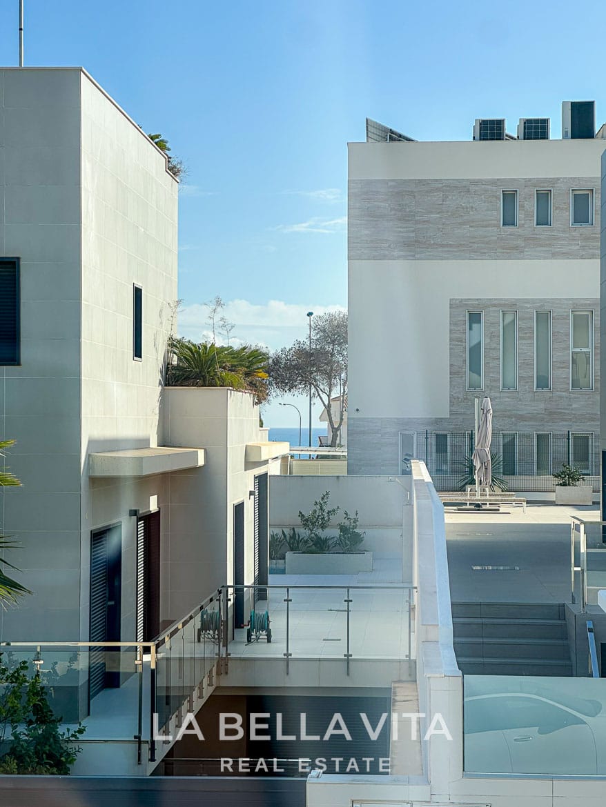 6-Bedroom Villa for Sale in Campoamor, Orihuela Costa – 34