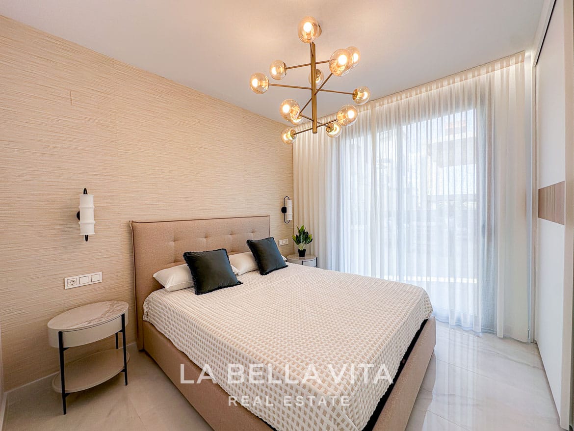 6-Bedroom Villa for Sale in Campoamor, Orihuela Costa – 45