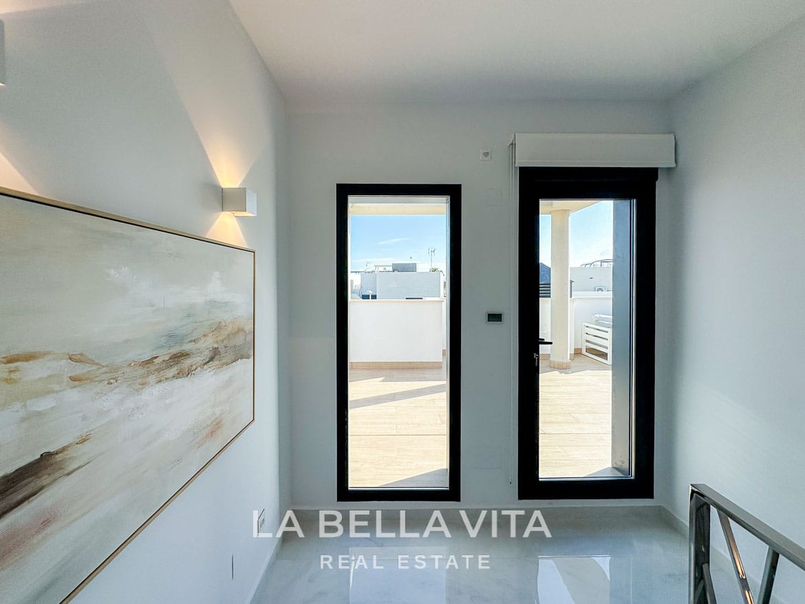 6-Bedroom Villa for Sale in Campoamor, Orihuela Costa – 47